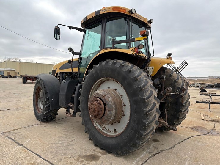 challenger-mt665-image-4