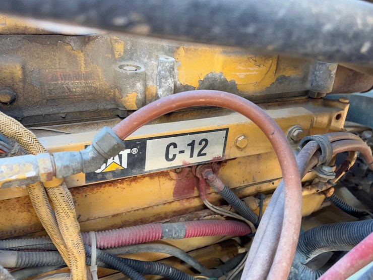 2004-caterpillar-c12-image-20
