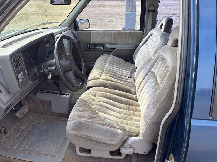 1993-gmc-sierra-1500-image-25