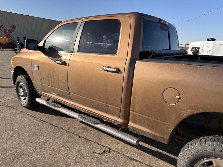 2011-dodge-ram-2500-image-7