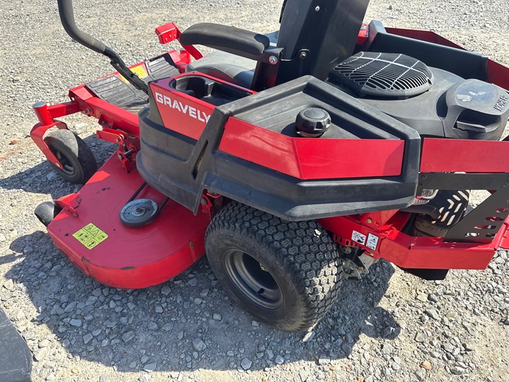 #20-•-gravely-ztx-52-zero-turn-mower-470722033-inv#-43363-image-16