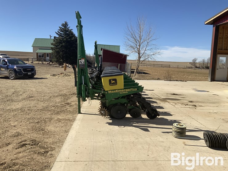 john-deere-1700-image-8