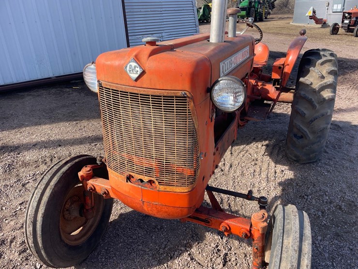 allis-chalmers-d15-2wd-tractor-image-9