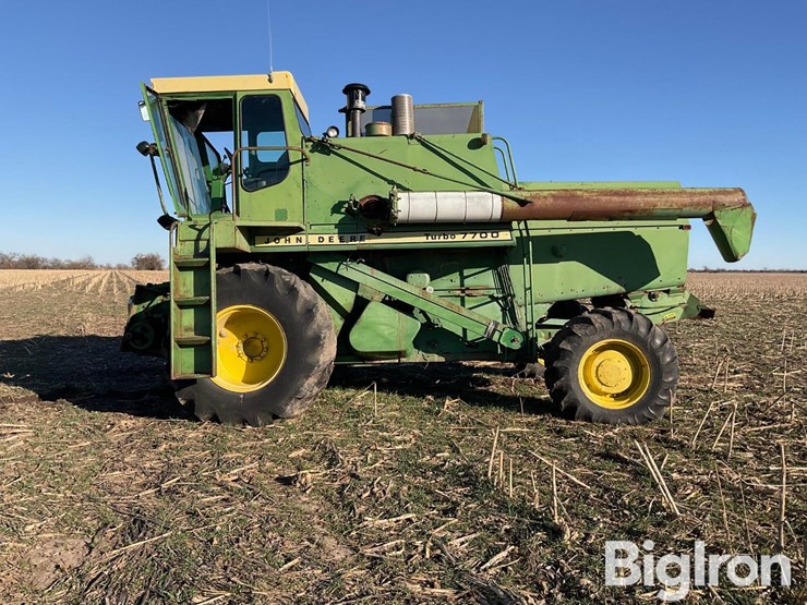 1978-john-deere-7700-image-8