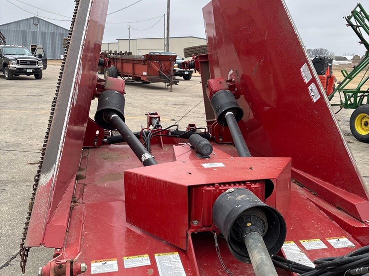 2023-buhler-y1531-15ft-batwing-mower-image-19