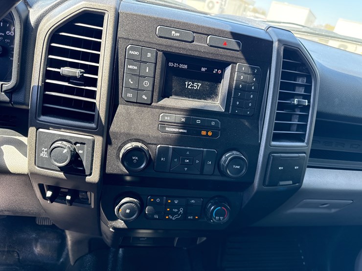 2022-ford-f250-image-26