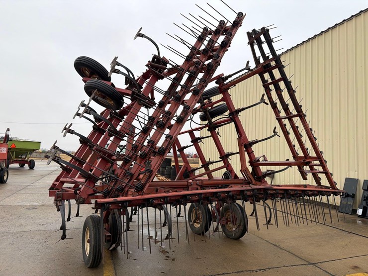 case-ih-4600-image-25