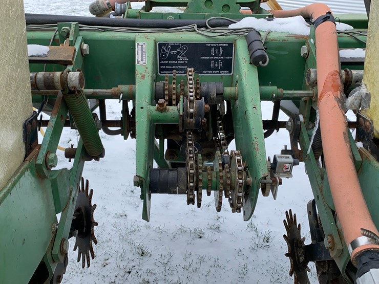 john-deere-7000-image-15