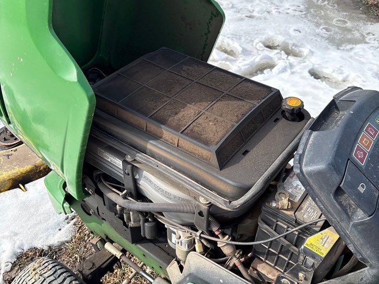 john-deere-345-image-25