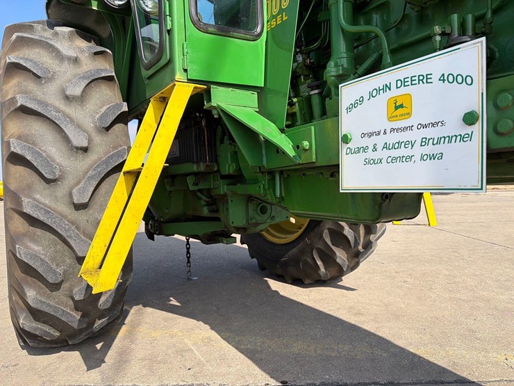1969-john-deere-4000-image-23