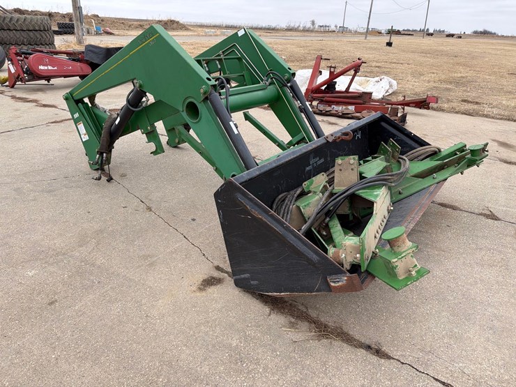 john-deere-10-image-2