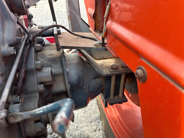 kubota-l2350-image-12