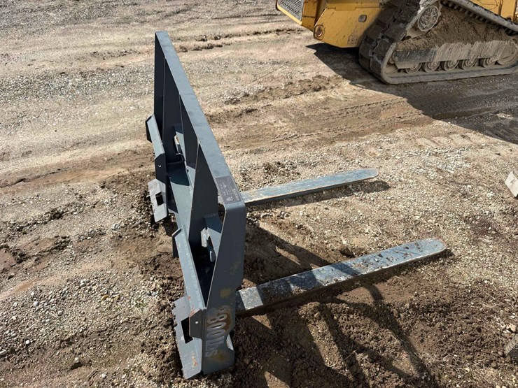 ansung-pallet-forks-image-3