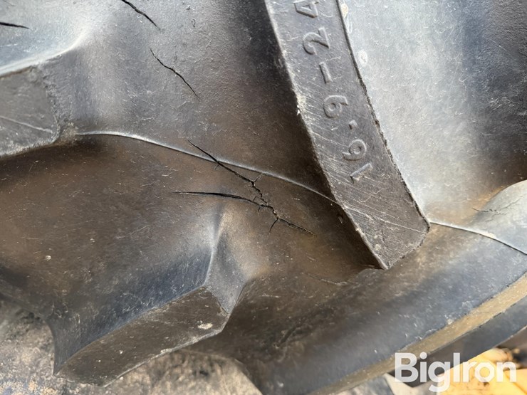 16.9-24-pivot-tires-&-rims-image-12