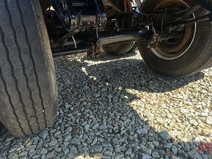 2023-manac-log-trailer-image-17