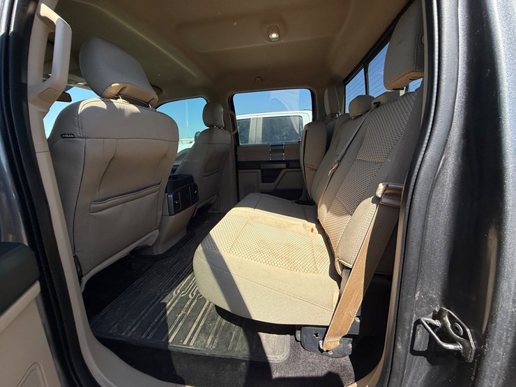 2016-ford-f150-image-27