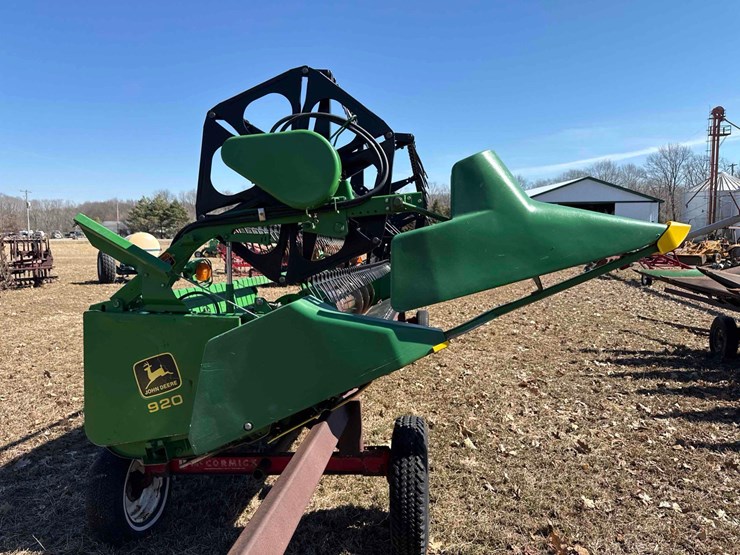 john-deere-920-image-2
