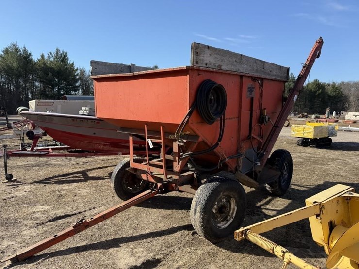 farm-and-fleet-gravity-box-with-auger-image-4