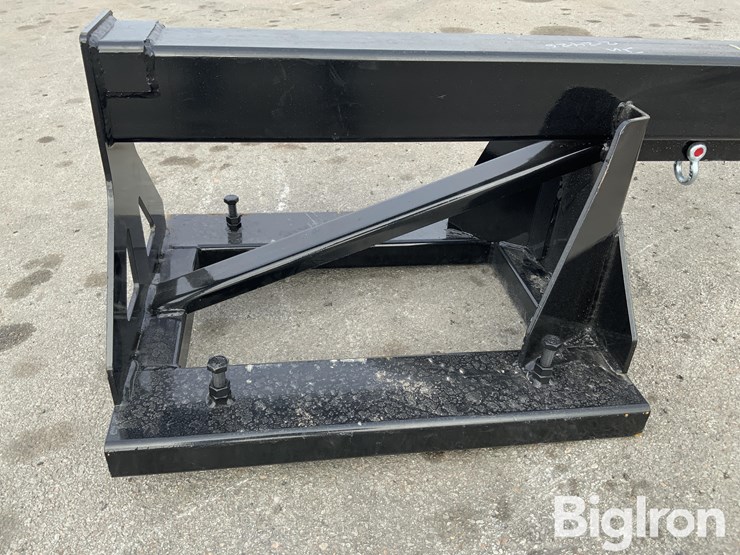 2025-massey-ferguson-730-image-12