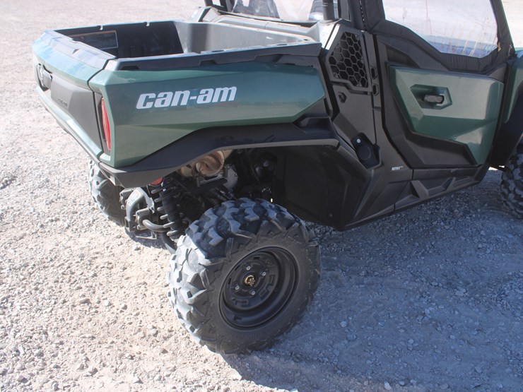 #1079-•-2022-can-am-commander-1000-with-cab-image-39