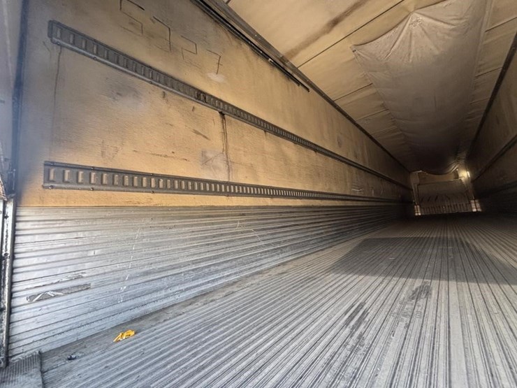 2000-utility-vs2r-image-26