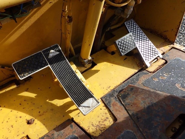 caterpillar-v40c-image-14