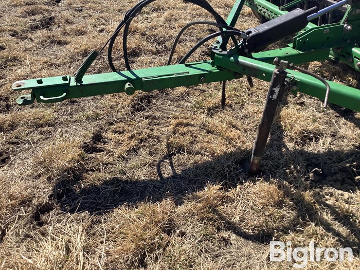 john-deere-8300-image-9