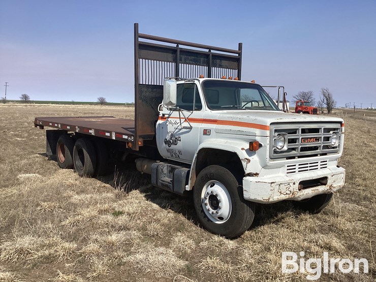 1984-gmc-6000-image-3