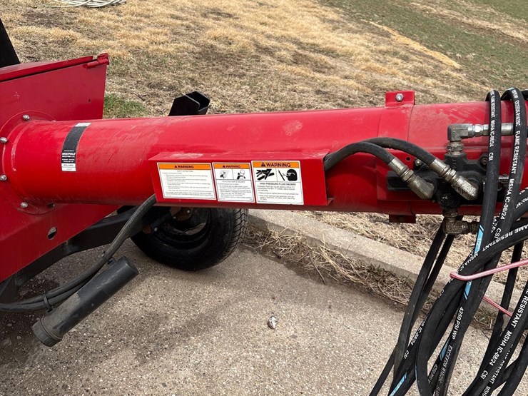 westfield-drive-over-pit-image-6