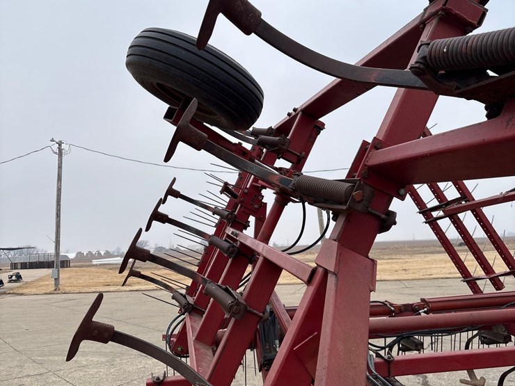 case-ih-4600-image-33