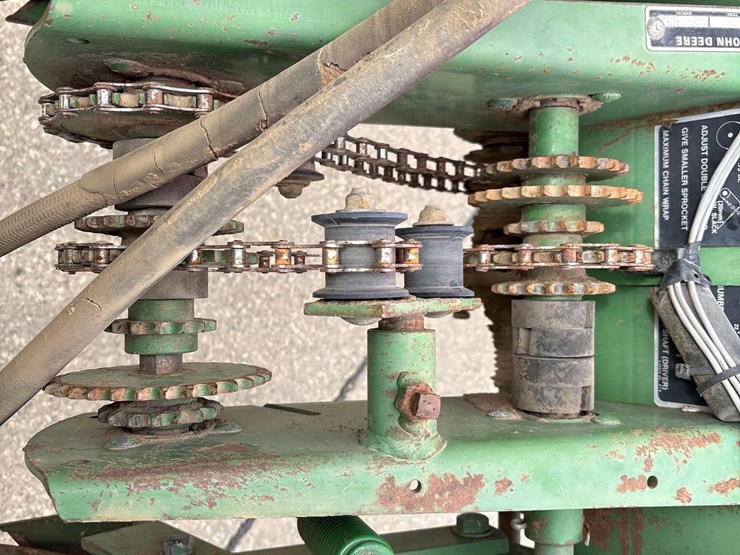 john-deere-7000-image-12