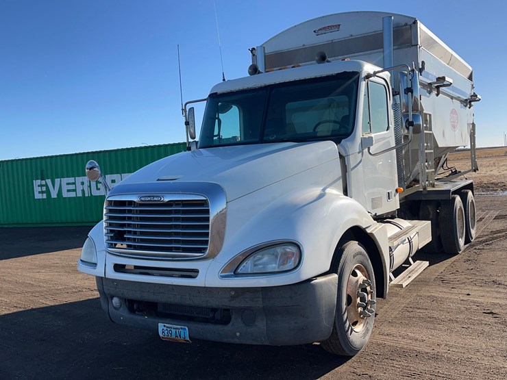 2004-caterpillar-c12-image-2