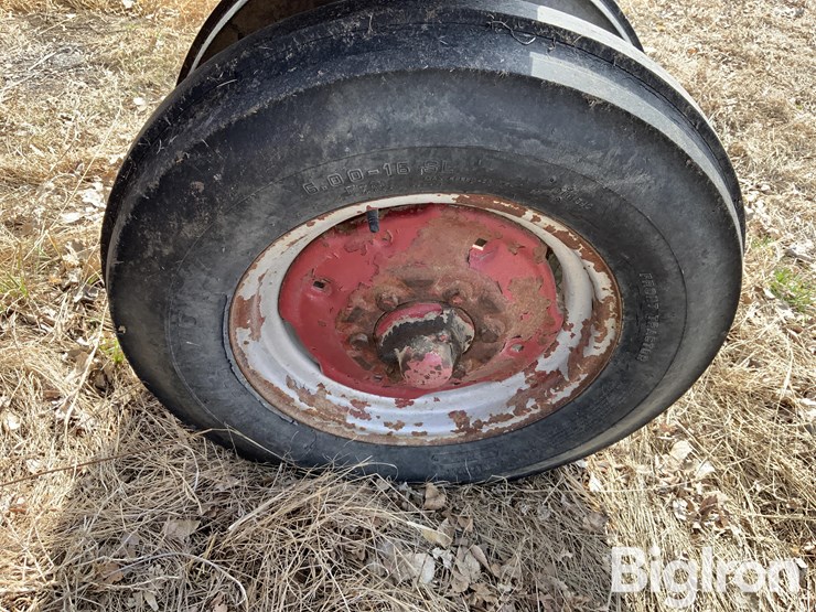 1954-farmall-400-2wd-tractor-image-18