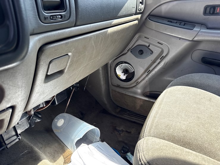 #5349-•-inop-2005-chevrolet-avalanche-pickup-3gnec12z25g286152-image-49