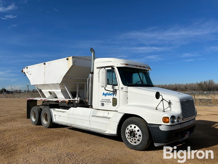 1998-freightliner-century-120-image-3