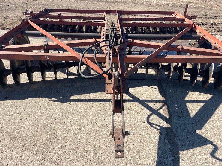 international-370-image-8