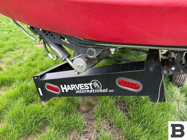 2023-mac-don-fd240-image-41