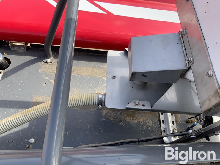 2022-massey-ferguson-2270xd-image-18