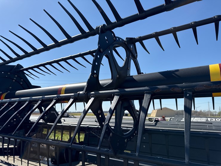 2013-case-ih-2152-image-15