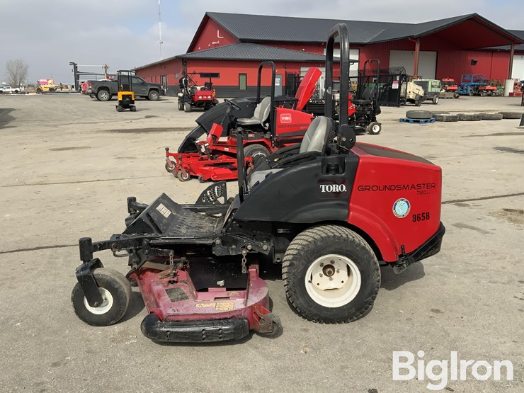toro-groundsmaster-7200-image-8