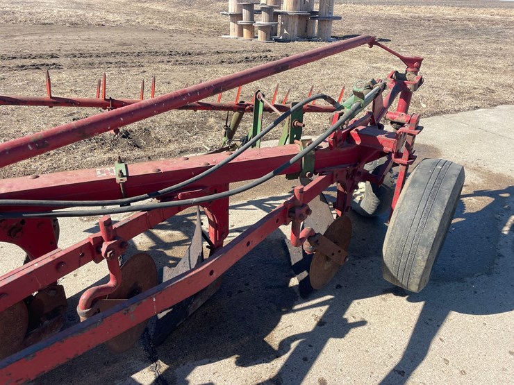 international-540-image-12