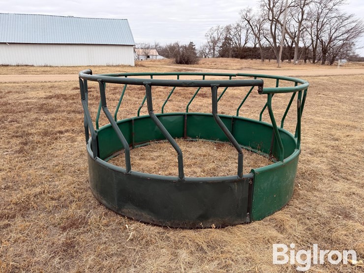 round-bale-feeder-image-4