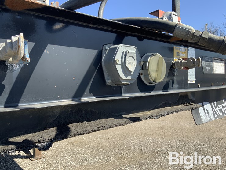 2009-neville-40-image-13