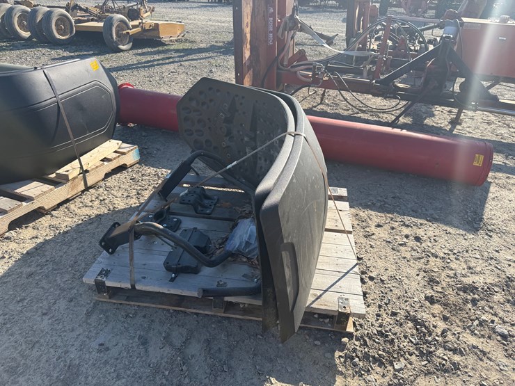 john-deere-8-image-2