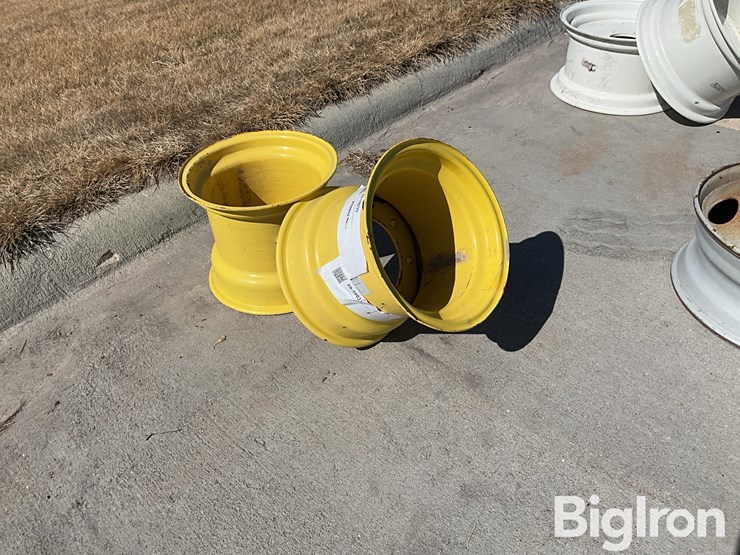 john-deere-8-image-3