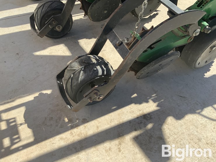 john-deere-1700-image-15