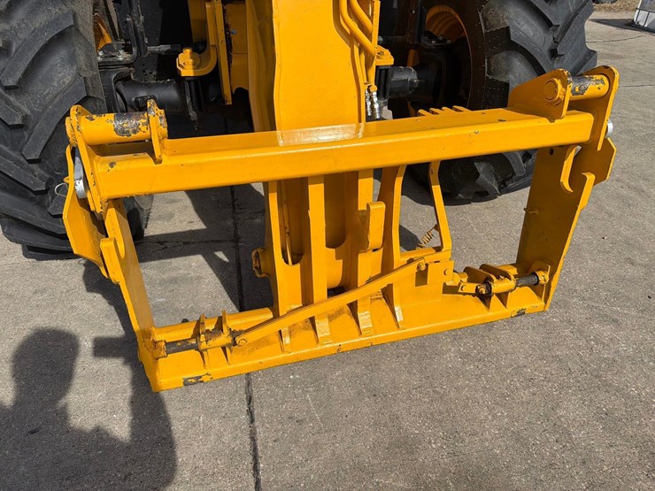 2012-jcb-535-95-image-25