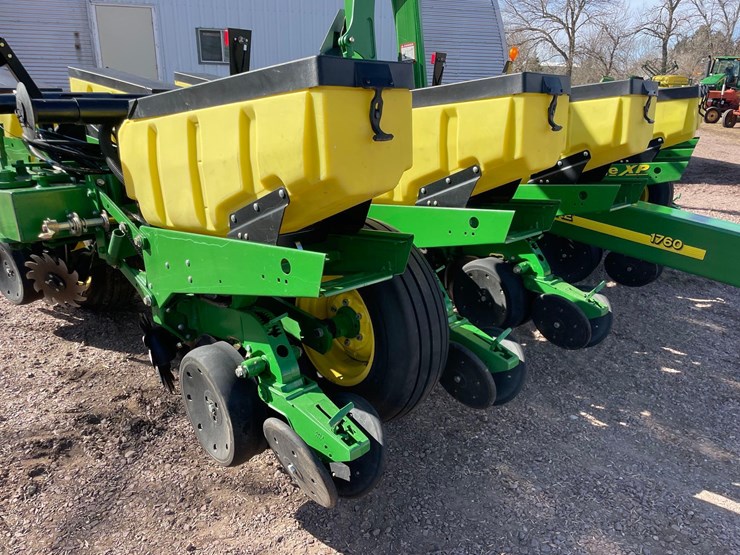 2012-john-deere-1760-image-28