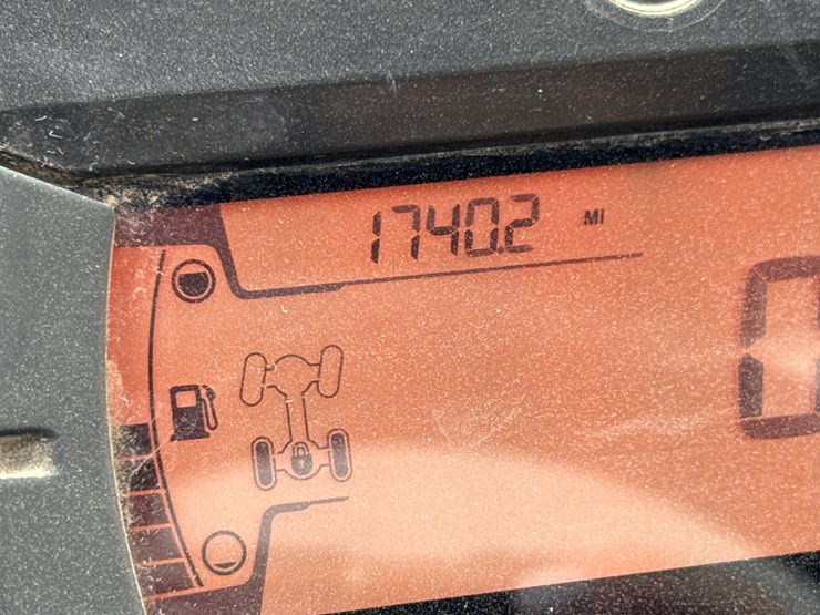 #41-•-2023-can-am-defender-utv-3jbugap48pk001169-inv#-43210-image-33