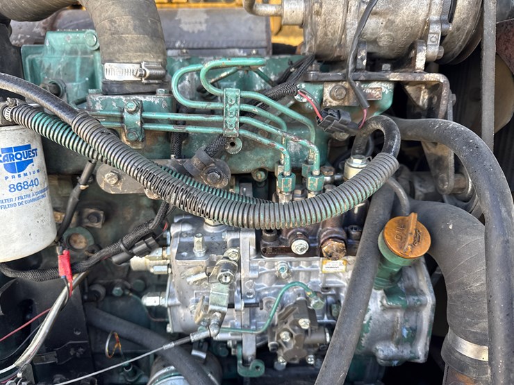 volvo-ecr88-image-28